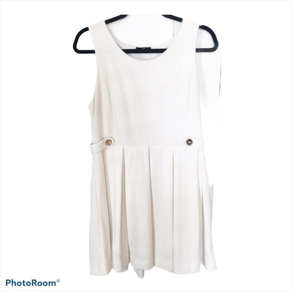 H&M White Pleated Dress w gold buttons
